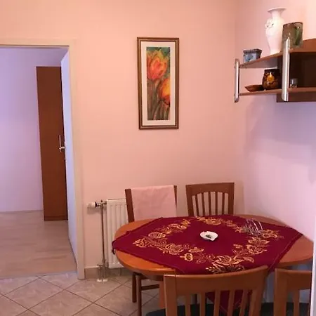 Klara Appartman * Héviz